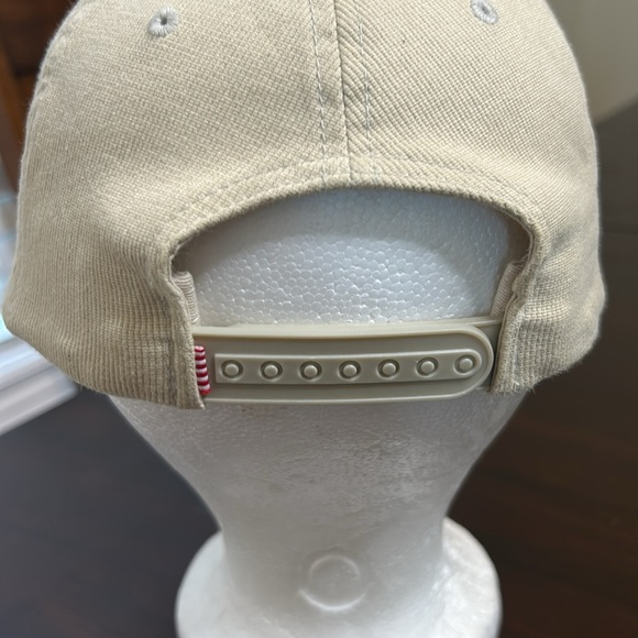 Herschel Supply Co. Cream Embroidered “H” SnapBack Cap - Picture 4 of 12